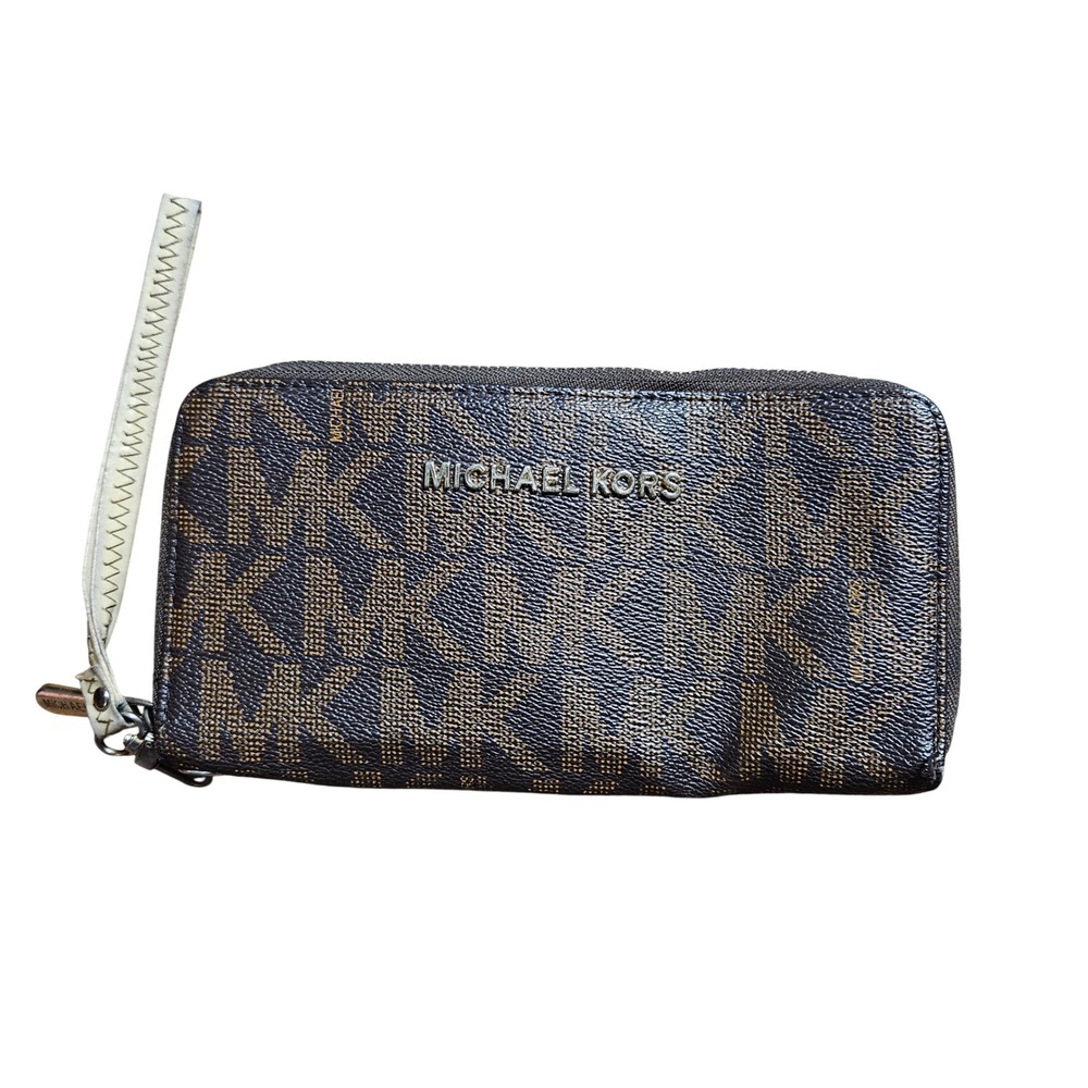 Michael Kors Signature Monogram Logo Wristlet Wallet Purse‎ Zip Around Chic